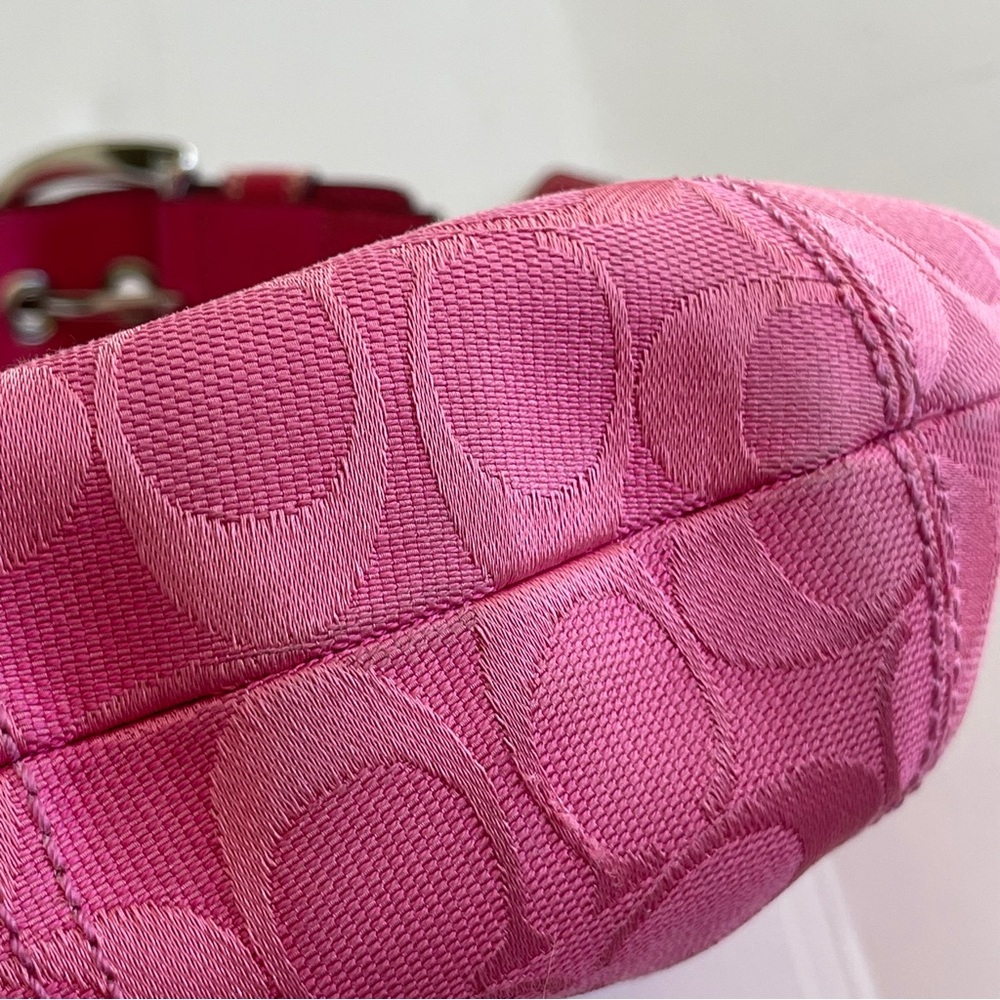 RARE | Coach Soho Signature C Large Hobo Shoulder Bag | Peony Pink - Picture 14 of 16